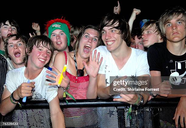 Atmosphere during The Carling Weekend: Leeds Festivals at Bramhall park on August 25, 2007 in Leeds, England.