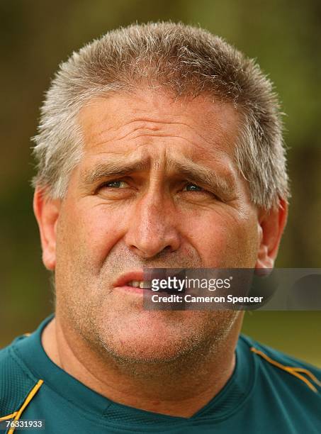 Wallabies assistant coach Scott Johnson talks to media during a Wallabies RWC Press Conference at Browns Sports and Leisure Club August 26, 2007 in...