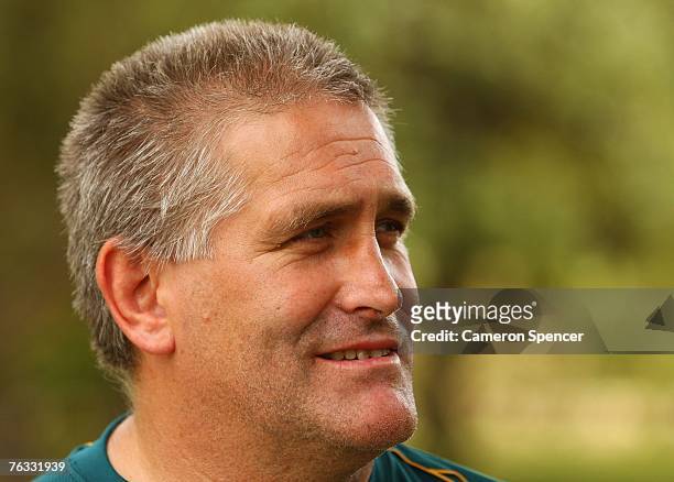 Wallabies assistant coach Scott Johnson talks to media during a Wallabies RWC Press Conference at Browns Sports and Leisure Club August 26, 2007 in...