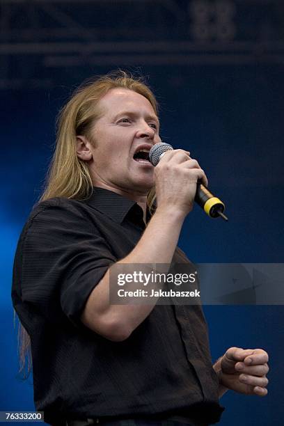 Joey Kelly, Member of the US-American/ Irish- pop/ folk-band The Kelly Family performs live open air at the Zitadelle Spandau August 26, 2007 in...