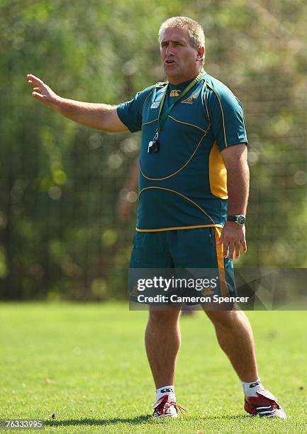 Wallabies assistant coach Scott Johnson talks to players during a Wallabies RWC training session at Browns Sports and Leisure Club August 26, 2007 in...