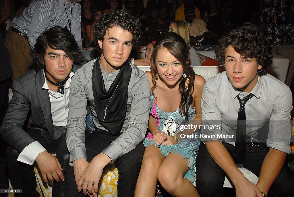 2007 Teen Choice Awards - Audience and Backstage