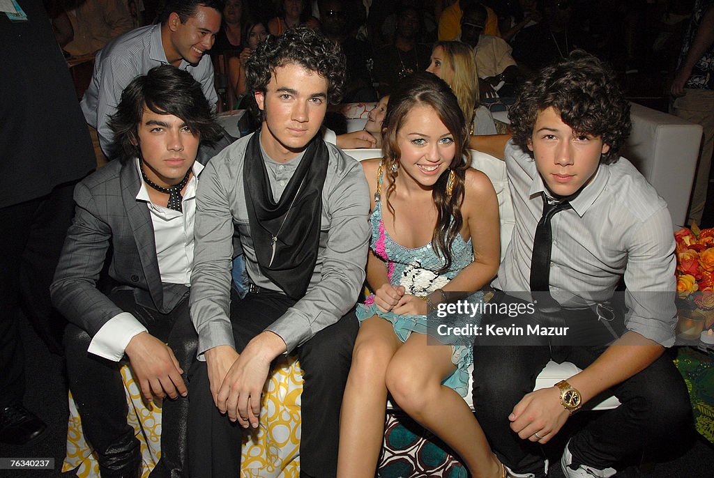 2007 Teen Choice Awards - Audience and Backstage