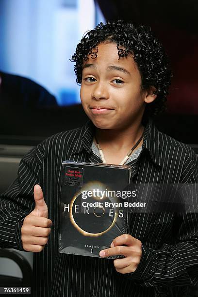 Actor Noah Gray-Cabey appears at the NBC Universal celabration for the DVD realease of "Heroes: Season 1" at the NBC Experience store on August 28,...