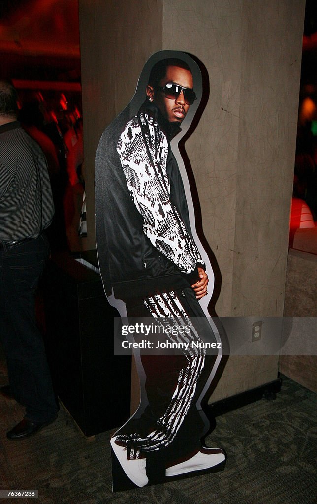 Sean John Python Mid A cut-out of Sean