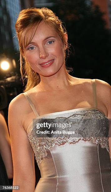 Model Nadja Uhl attends the First Steps Award at the Theater am Potsdamer Platz August 28, 2007 in Berlin, Germany.
