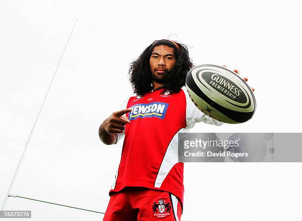 Lesley Vainikolo of Gloucester Rugby poses at the photocall held at Hartpury College on August 28, 2007 in Gloucester, England.