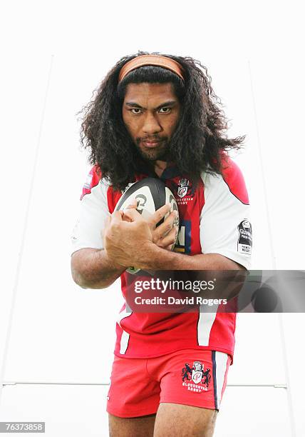 Lesley Vainikolo of Gloucester Rugby poses at the photocall held at Hartpury College on August 28, 2007 in Gloucester, England.