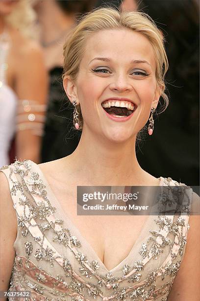 Reese Witherspoon, nominee Best Actress in a Leading Role for "Walk the Line"
