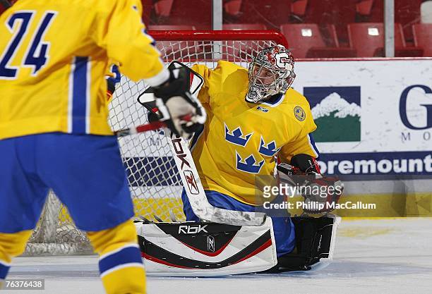 Goaltender Jhonas Enroth of Team Sweden defends his net against Team USA Blue during an exhibition game on August 8, 2007 at the 1980 Rink Herb...