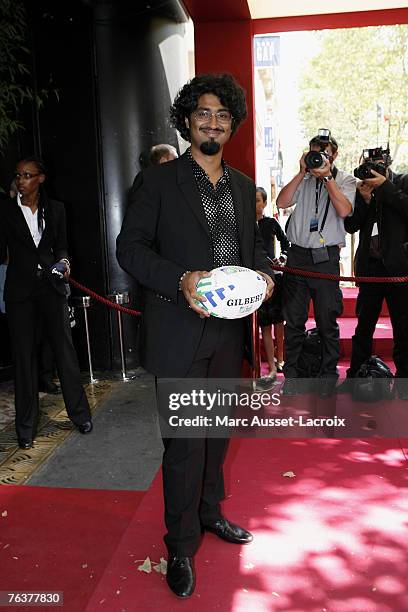 Anchor Sebastien Folin arrives at the TF1 annual press conference held at the Olympia on August 29, 2007 in Paris, France. (Photo by