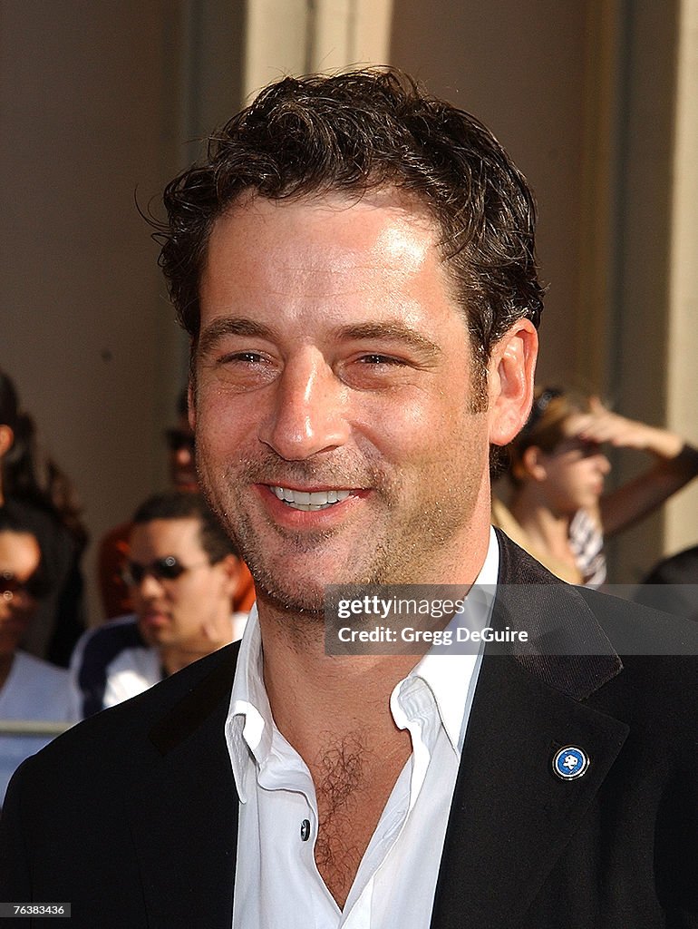 The 8th Annual Screen Actors Guild Awards - Arrivals