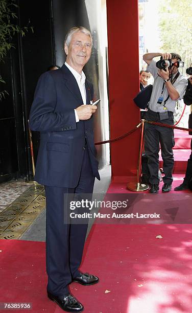 Journalist Jean-Claude Narcy arrives at the TF1 annual press conference held at the Olympia on August 29, 2007 in Paris, France. (Photo by