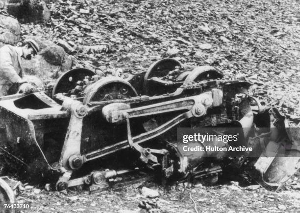 Snowdon Engine Snowdon Mountain Railway Train Photos and Premium High Res Pictures ...