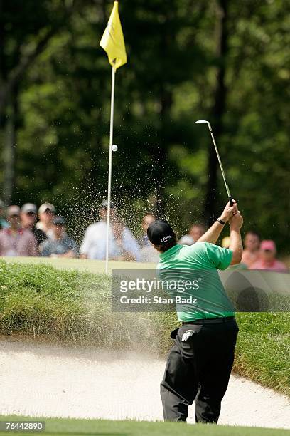 Phil Mickelson birdies the fourth hole during the first round of the Deutsche Bank Championship at TPC Boston on August 31, 2007 in Norton,...