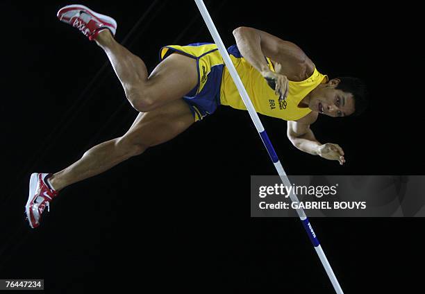 Brazil's Fabio Gomes Da Silva competes during the men's pole vault final, 01 September 2007, at the 11th IAAF World Athletics Championships, in...