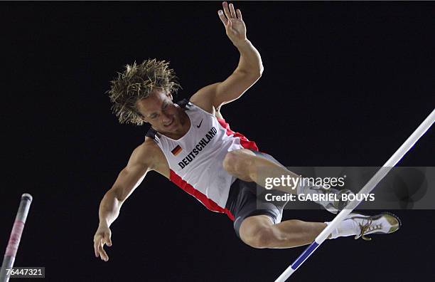 Lobinger 828 Tim Lobinger Photos & High Res Pictures - Getty Images