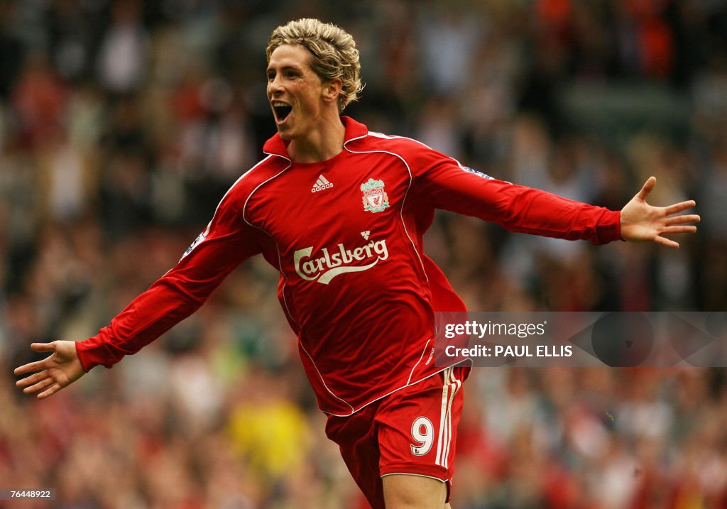 Liverpool's Fernando Torres celebrates s