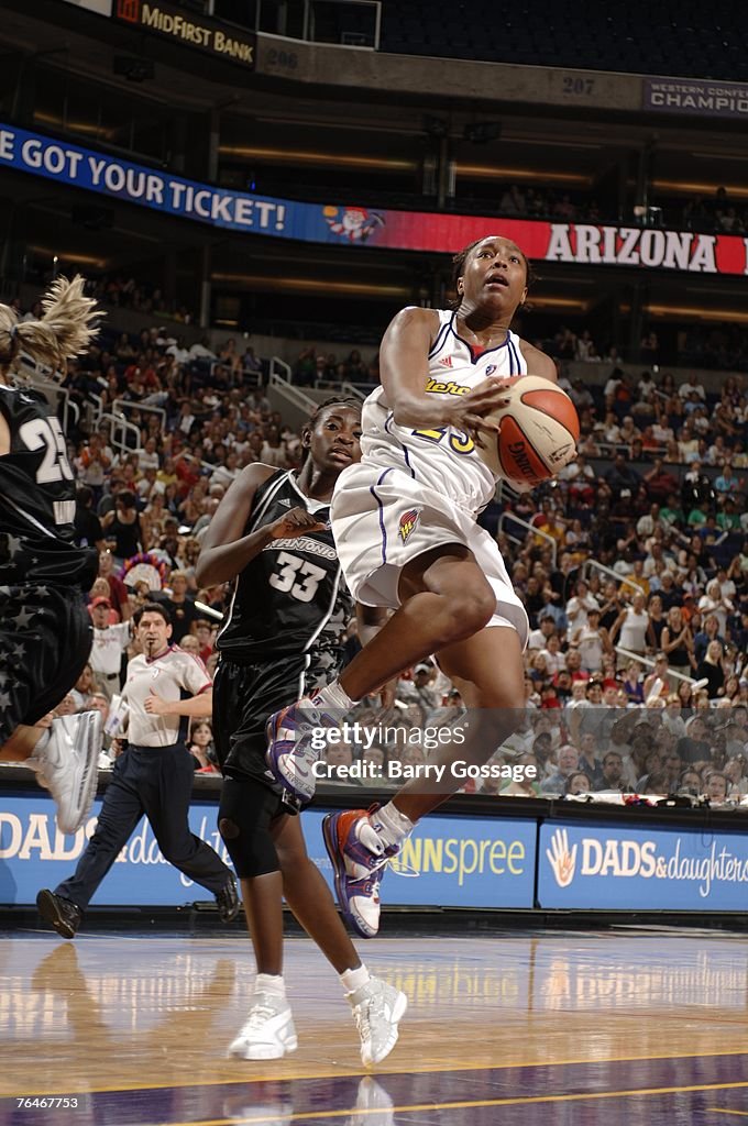 San Antonio Silver Stars v Phoenix Mercury, Game 2