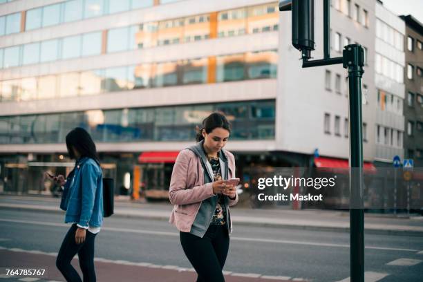 Photo Walk Using Phone 5,259 Girl Walking On Phone Stock Photos, High-Res Pictures, and Images ...