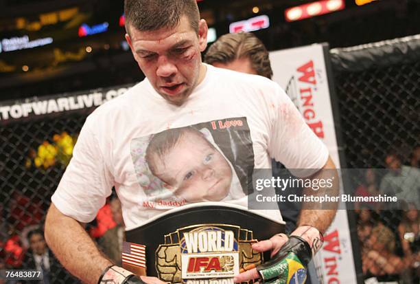 Epdro Rizzo 328点のMixed Wrestlingのストックフォト、写真、画像 - Getty Images
