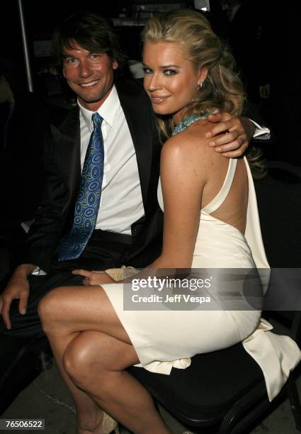 Jerry O'Connell and Rebecca Romijn