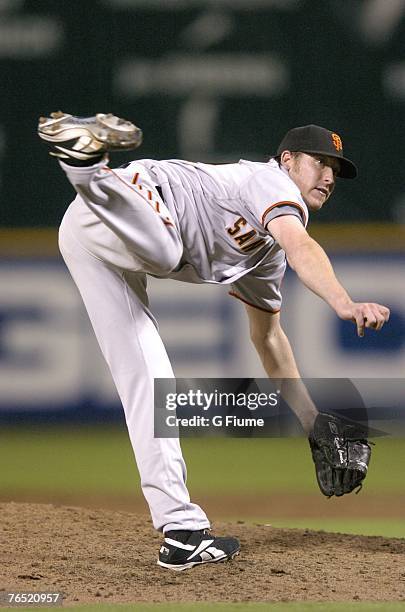 Kevin Correia of the San Francisco Giants pitches against the Washington Nationals at RFK Stadium August 31, 2007 in Washington, DC.