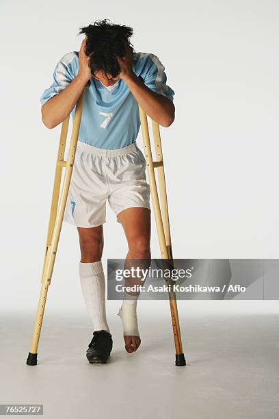 Limping Man Rushing 194 Man Limping Stock Photos, High-Res Pictures, and Images - Getty Images