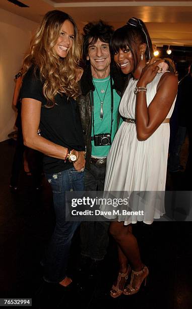 Elle Macpherson, Ronnie Wood and Naomi Campbell attend the private view of Vahakn Arslanian's recent work, at the Scream Gallery on September 5, 2007...