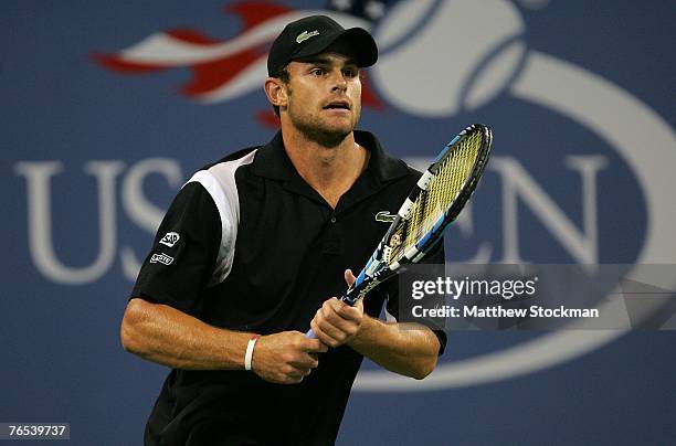 Andy Roderick Serving 41 Ten Us Open Roddick Serve Stock Photos, High-Res Pictures, and ...