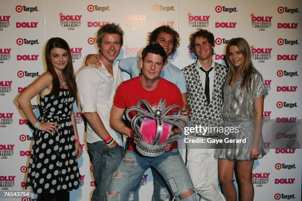 Home and Away cast members celebrate their win on stage at the Dolly Teen Choice Awards at Luna Park on September 5, 2007 in Sydney,Australia.