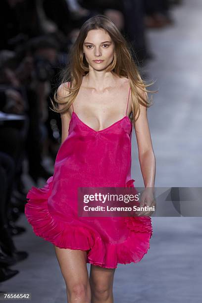 Fabiana Semprebom wearing Stella McCartney Fall/Winter 2007