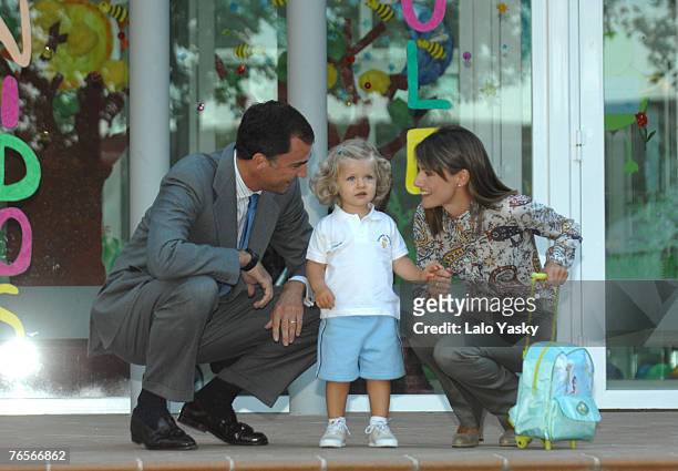 Prince Felipe, Princess Letizia and their daughter Leonor arrive to the Royal Guard Kindergarden for Leonor?s first day in school on September 7,...