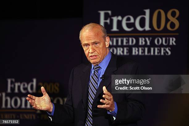 Actor and former U.S. Senator Fred Thompson delivers a speech September 7, 2007 in Sioux City, Iowa. This is Thompson's first campaign trip since...