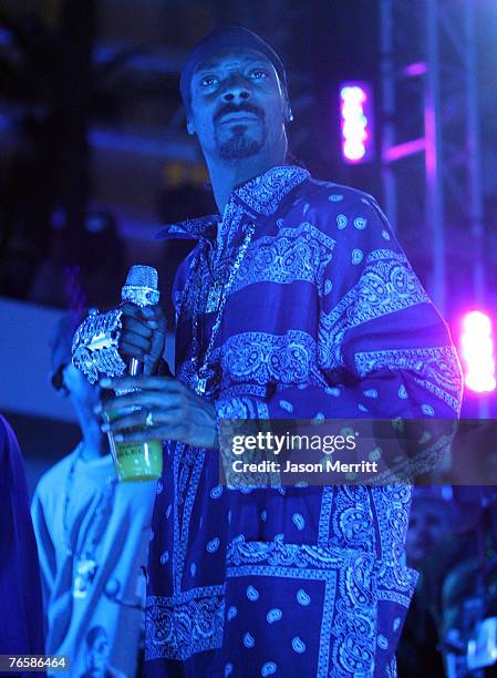 Rapper Snoop Dogg performs at Poolside at The Hard Rock Hotel on August 7, 2007 in Las Vegas, Navada