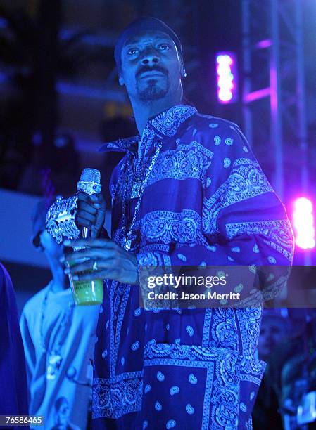 Rapper Snoop Dogg performs at Poolside at The Hard Rock Hotel on August 7, 2007 in Las Vegas, Navada