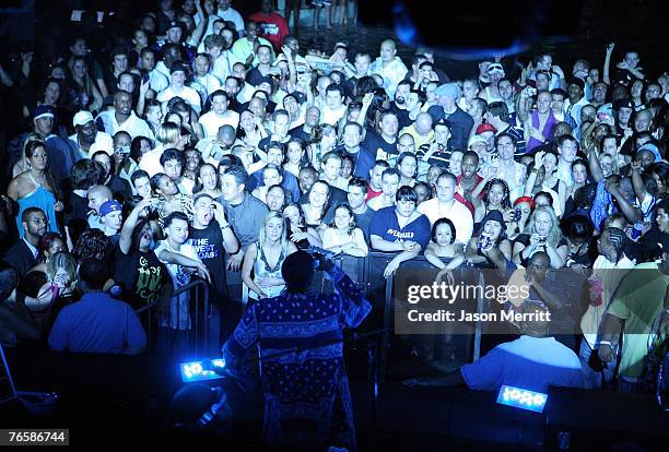 Rapper Snoop Dogg performs at Poolside at The Hard Rock Hotel on August 7, 2007 in Las Vegas, Navada