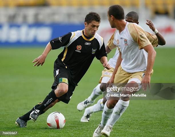 Felipe of the Phoenix in action during the round three A-League match between the Wellington Phoenix and the Newcastle Jets at Westpac Stadium on...