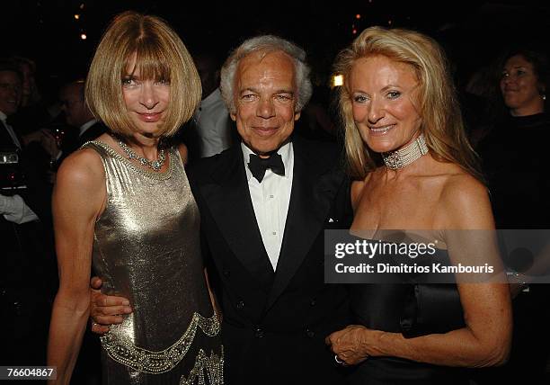 Anna Wintour, Ricky Lauren and designer Ralph Lauren attend Ralph Lauren Show at Central Park Conservatory Garden on September 8, 2007 in New York...