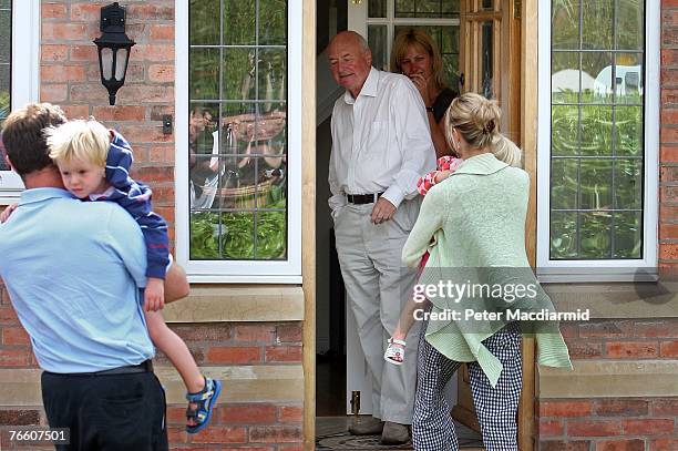 Gerry and Kate McCann arrive home with their twins Sean and Amelie as Kate's Uncle Brian Kennedy looks on on September 9, 2007 in Rothley, England....