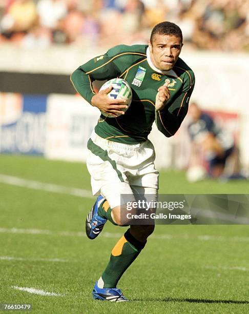 Bryan Habana of South Africa in action during the IRB World Cup match between South Africa and Samoa on September 9, 2007 at Parc des Princes in...