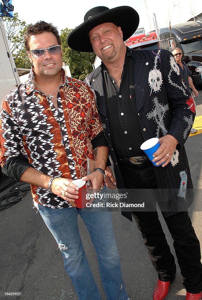 Farm Aid 2007 - Press Confrence and Backstage