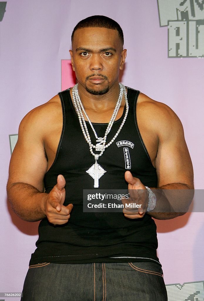 Dormitorio Paja mil Singer/producer Timbaland poses in the press room during the 2007 MTV...  Fotografía de noticias - Getty Images