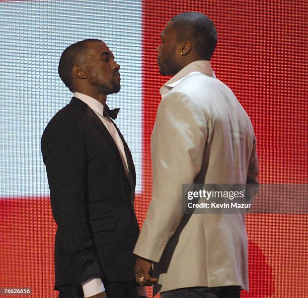 Ym Rapper Kanye West 2007 Photos and Premium High Res Pictures - Getty Images
