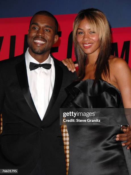 Rapper Kanye West and fiancee Alexis Phifer arrive at the 2007 Video Music Awards at the Palms Casino Resort on September 9, 2007 in Las Vegas,...