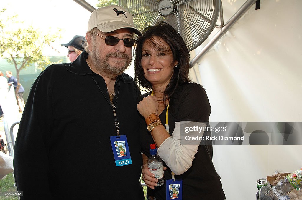 Farm Aid 2007 - Press Confrence and Backstage