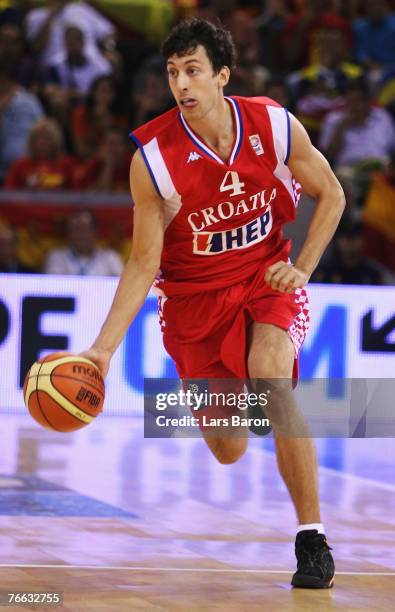 Roko-Leni Ukic of Croatia in action during the FIBA EuroBasket 2007 qualifying round Group E match between Greece and Croatia at the Telefonica Arena...