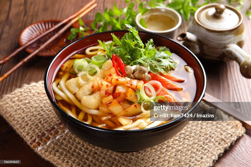 Udon (Japanese noodle)