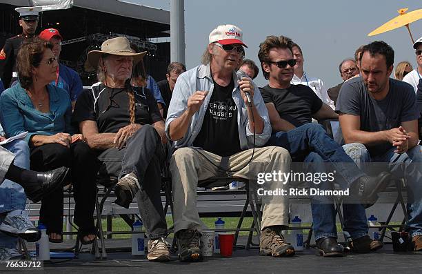 Farm Aid Director Carolyn Mulgar, Farm Aid Founders, Willie Nelson, Neil Young, John Mellencamp and Board Member Dave Matthews answer questions...