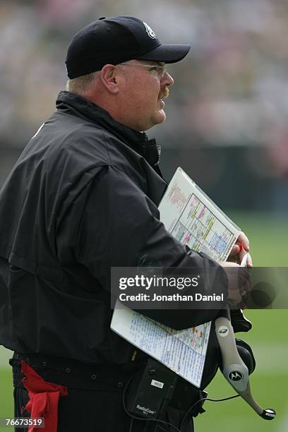 Head coach Andy Reid of the Philadelphia Eagles watches his team in action against the Green Bay Packers on September 9, 2007 at Lambeau Field in...